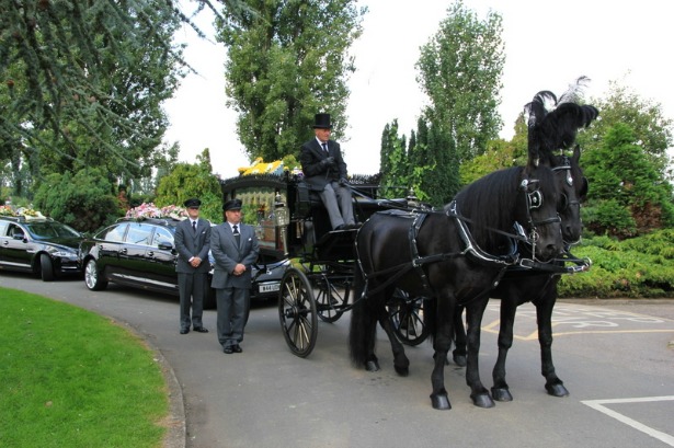 funeral-carriage1